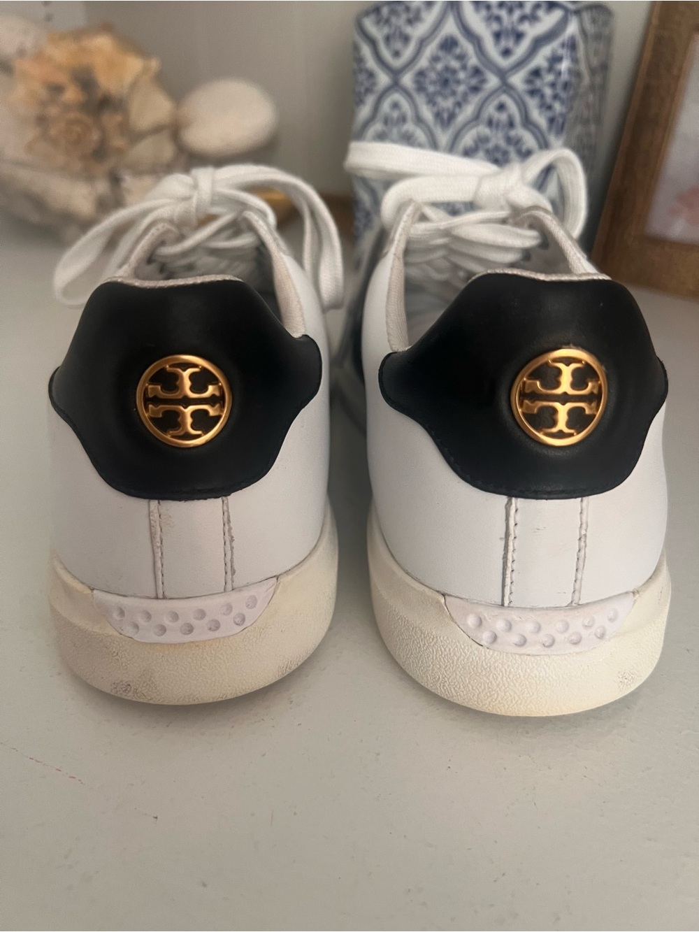 Authentic Tory Burch shoes w/ dust bag - Picture 4 of 12